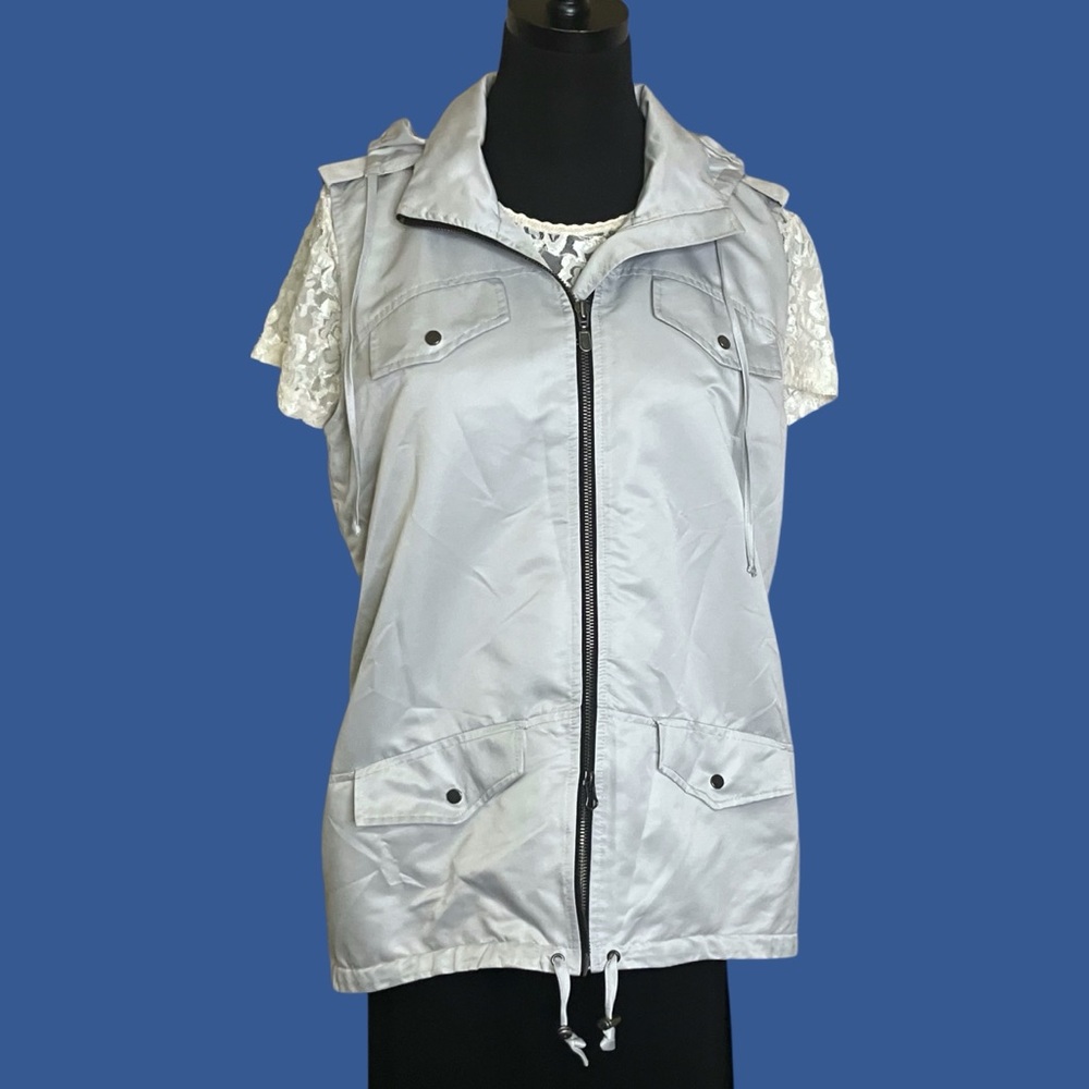 Zenergy by Chicos Hooded Outdoor Vest Pockets Silver Gray Size 12